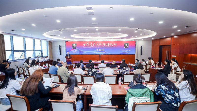 美妆直播间代运营，如何科学评估收费标准？**